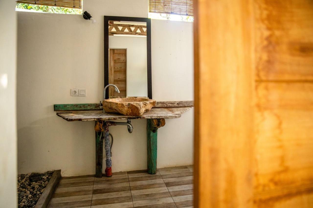 Vertical House Bali อูลูวาตู ภายนอก รูปภาพ