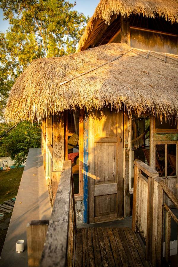 Vertical House Bali อูลูวาตู ภายนอก รูปภาพ